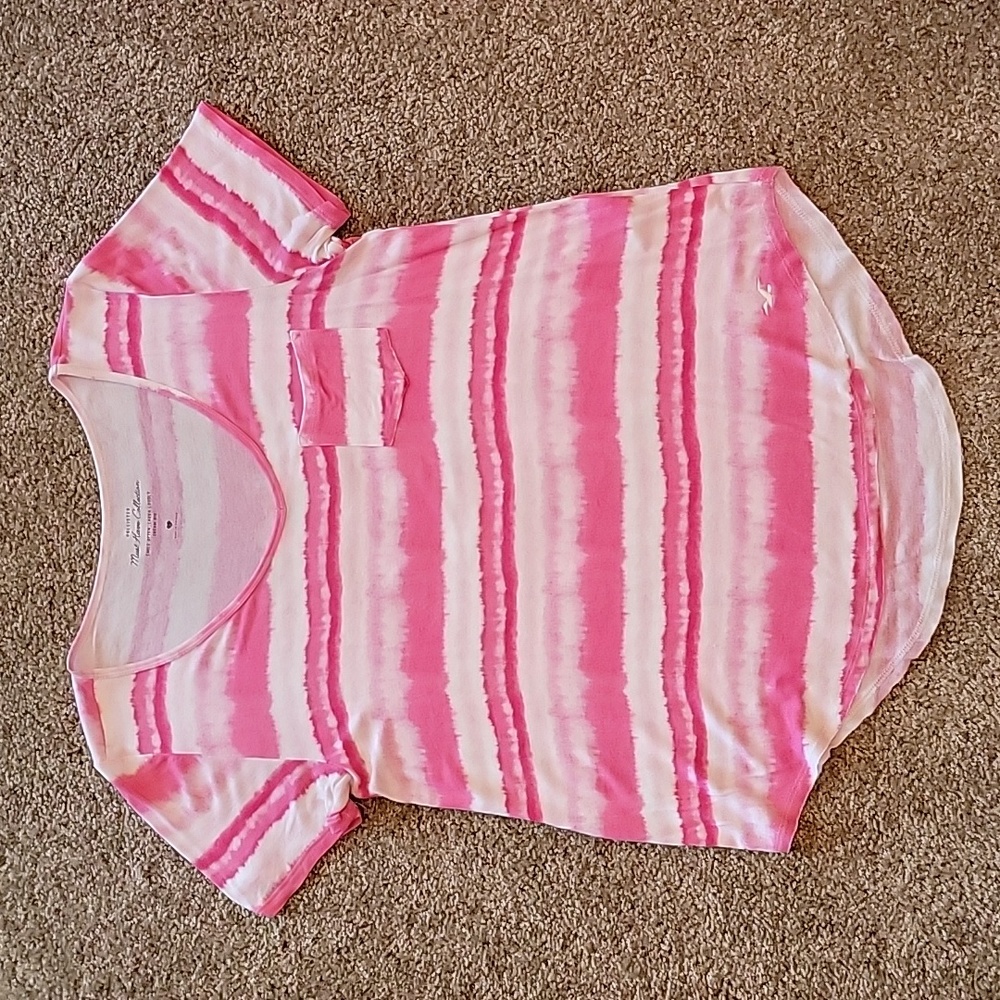 Hollister brand striped v-neck short sleeve shirt with pocket